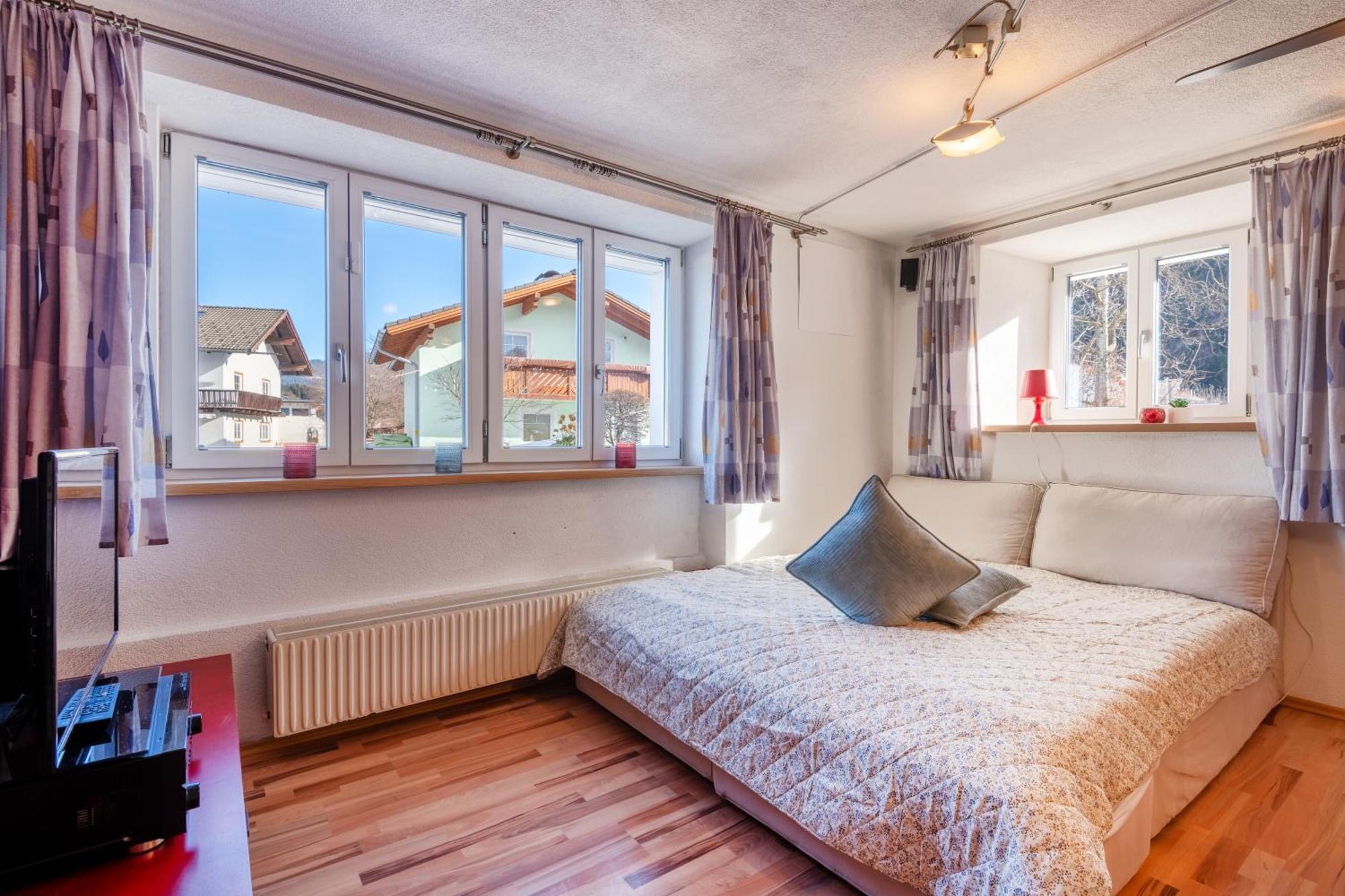 Apartmenthaus Ehrenberg Ehenbichl Esterno foto