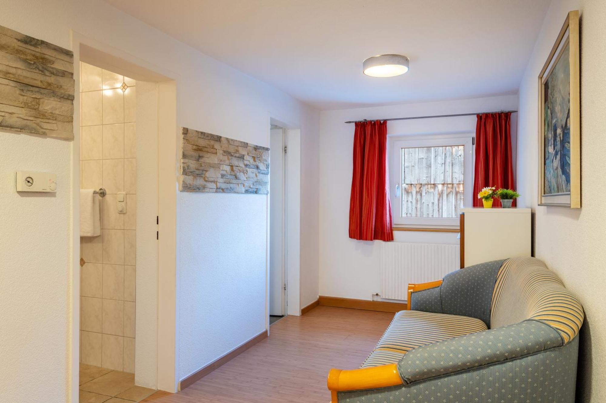 Apartmenthaus Ehrenberg Ehenbichl Esterno foto