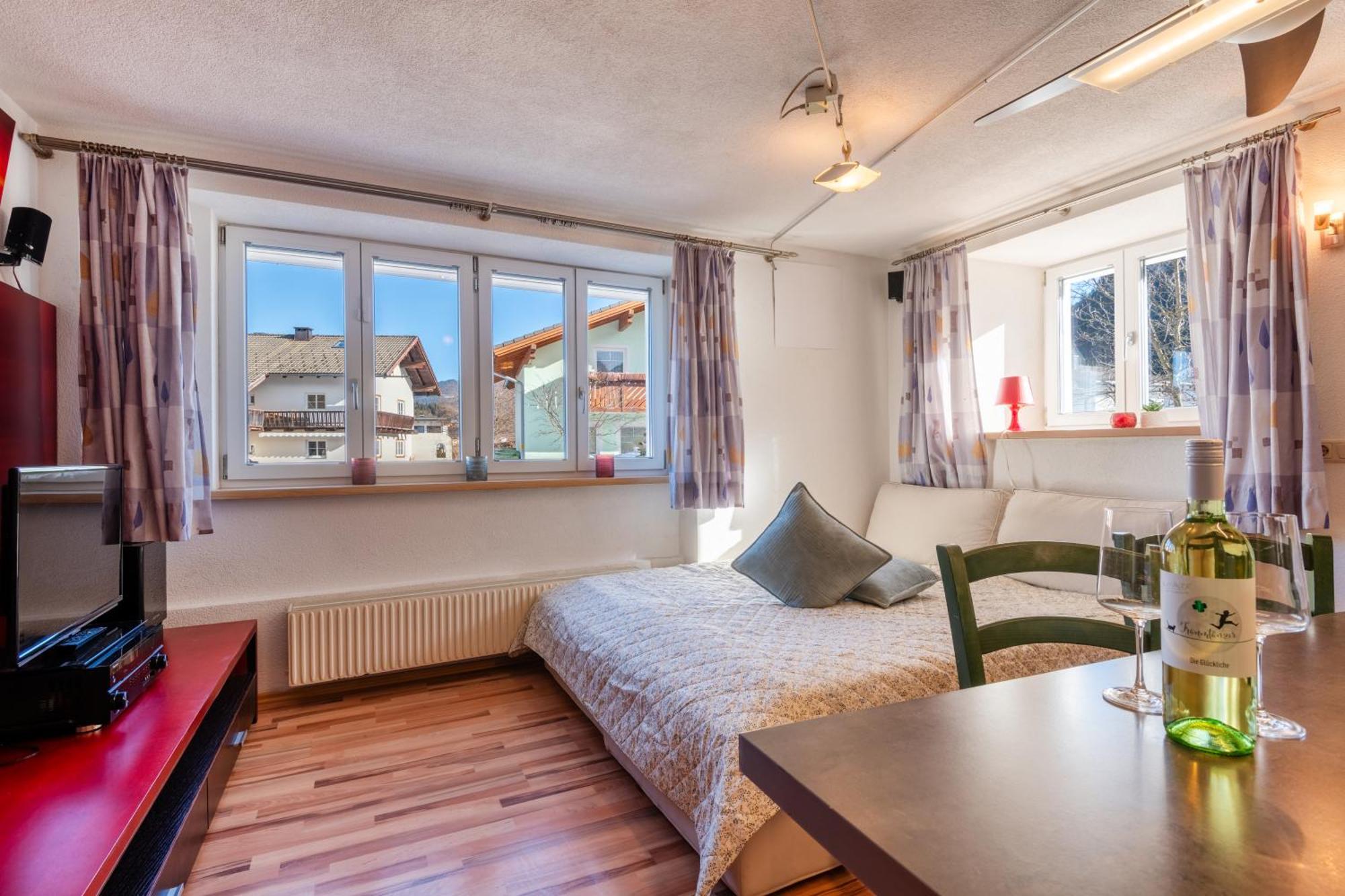 Apartmenthaus Ehrenberg Ehenbichl Esterno foto