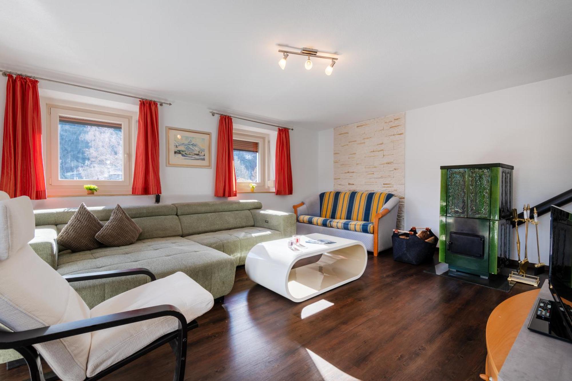 Apartmenthaus Ehrenberg Ehenbichl Esterno foto